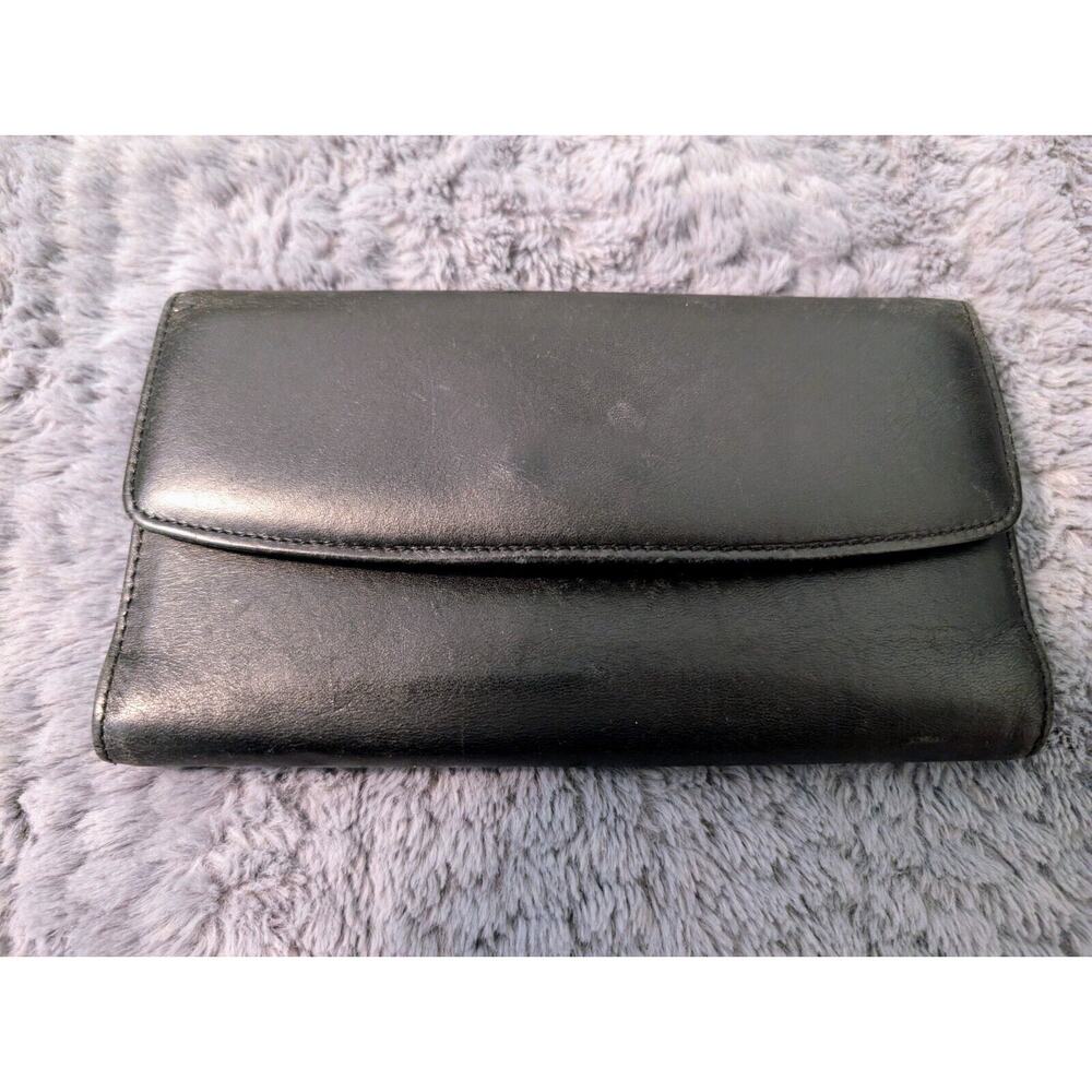 Coach Elegant Black Leather Wallet